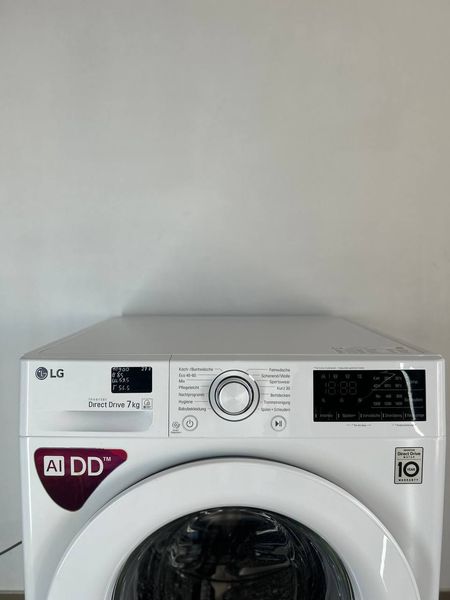 Б/в Пральна машина LG Direct Drive 7кг F14WM7ENO 218 фото