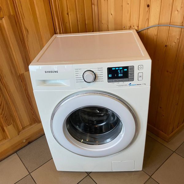 Б/в Пральна машинка SAMSUNG SchaumAktiv 1-7 кг WF70F5E5Q4W 160 фото