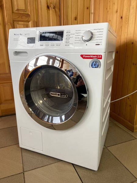 Б/у Стирально-сушильная машина Miele WT1 Wasch/Dry (PowerWash 2.0) 177 фото