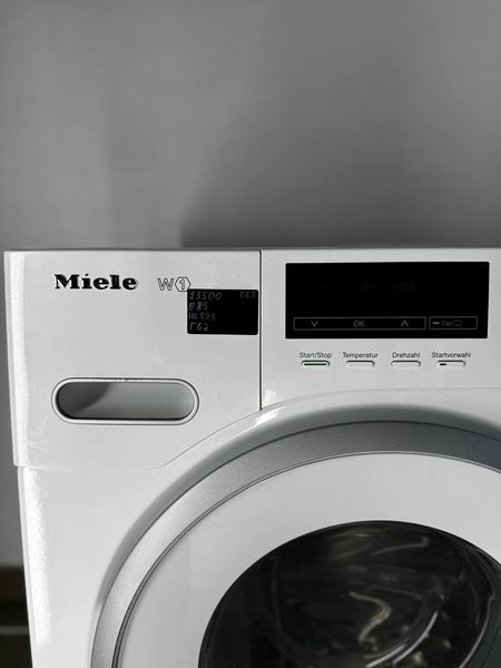 Б/в Пральна машина Miele w1 8кг WMB120 WPS 062 фото